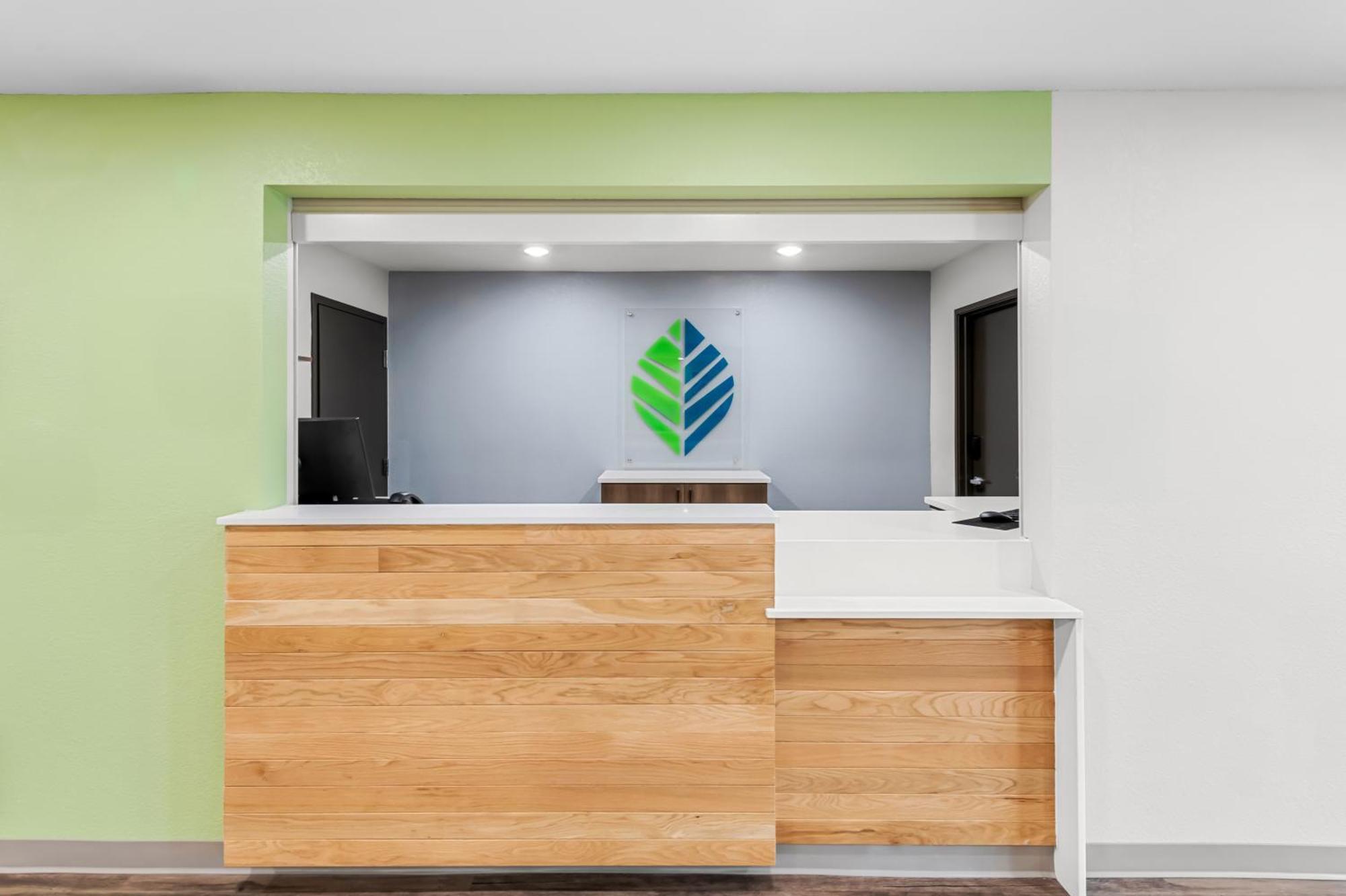 Woodspring Suites Kansas City Airport المظهر الخارجي الصورة